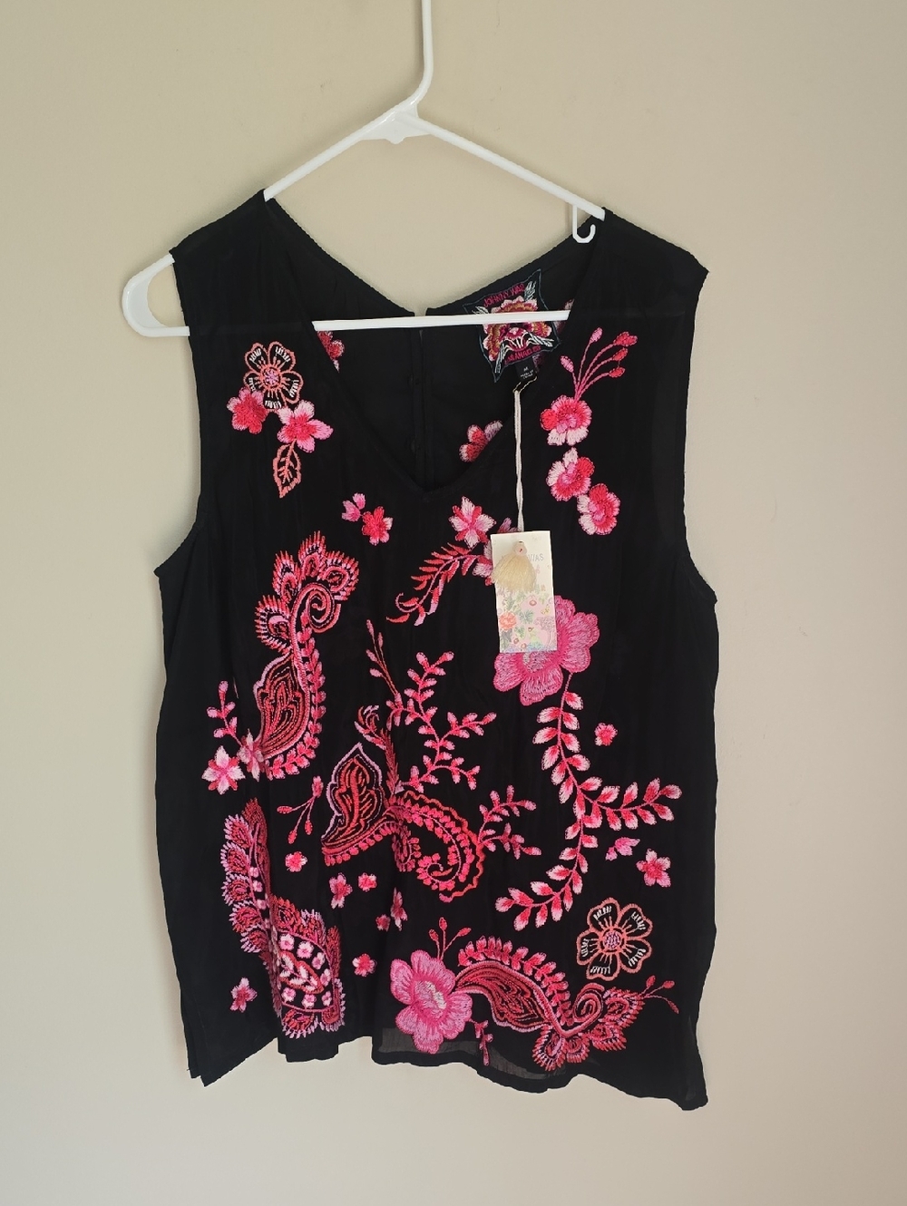 NWT JOHNNY WAS Button Back Cassia Embroidered Tank
